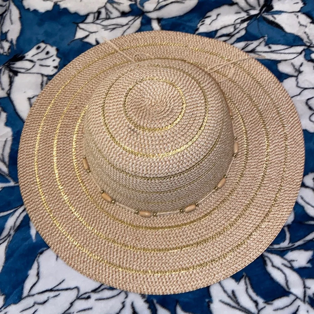 Hat, Chico’s - Picture 1 of 7
